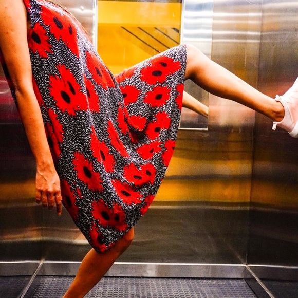 Printed dress in black red and white.
